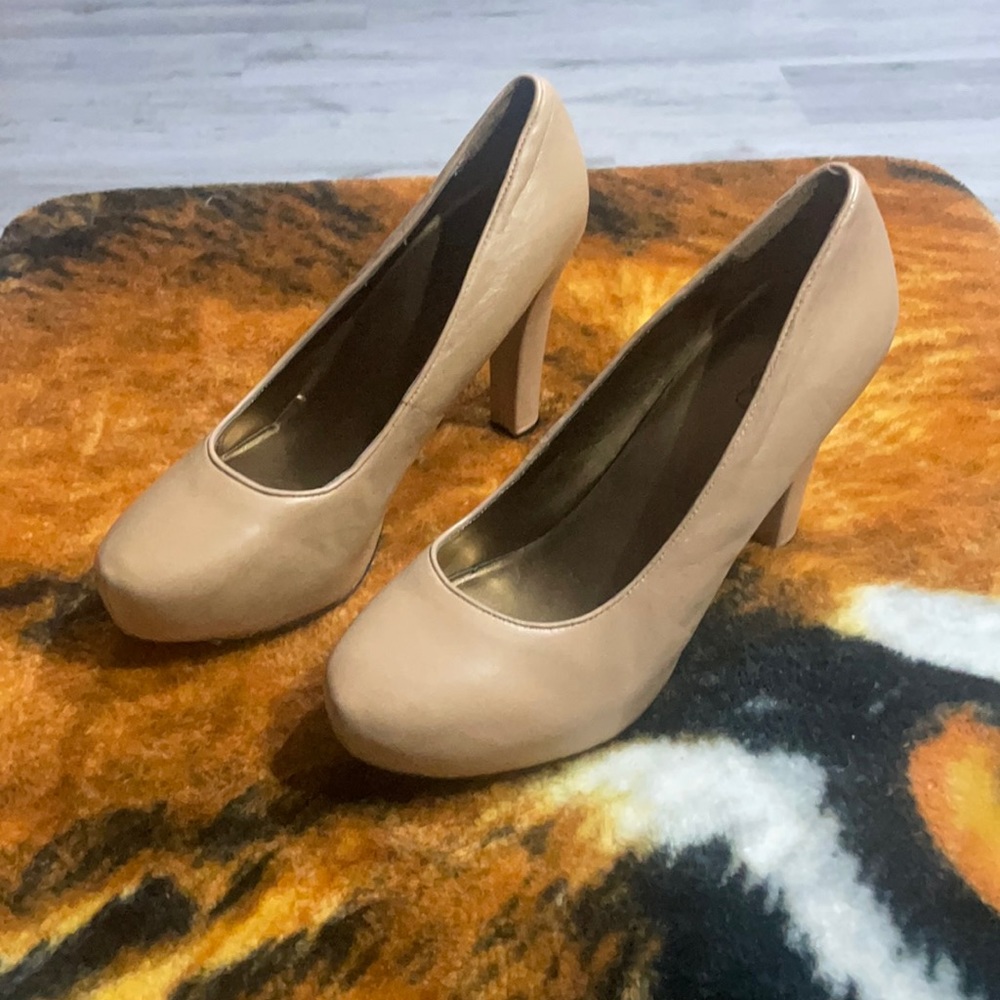 Creme Heels